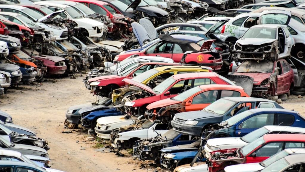 finding a trustworthy scrap yard to recycle your old car