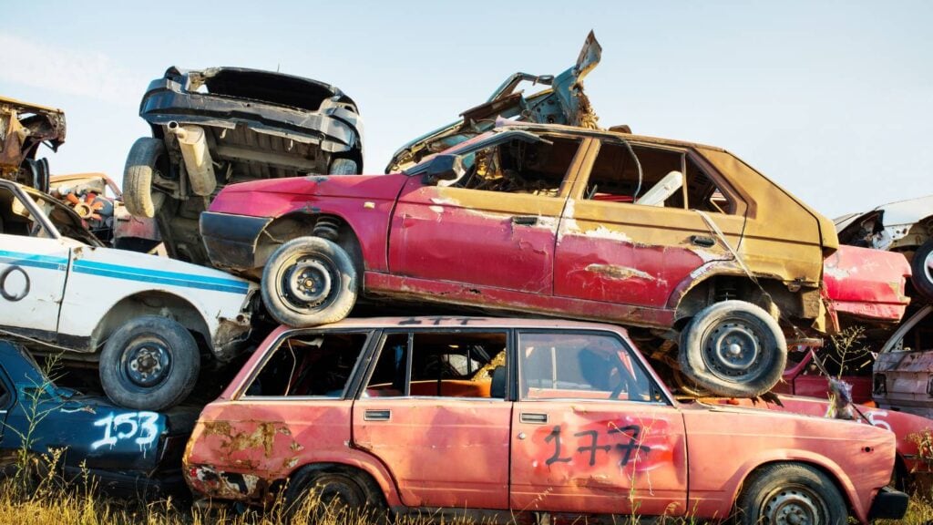 how do you choose the right scrap car disposal service