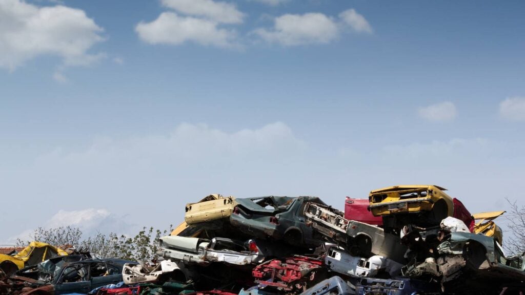 what are the reasons why you should consider auto recycling