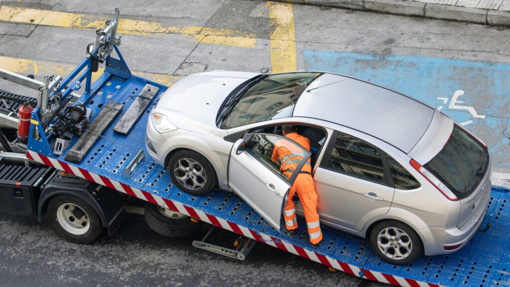 why choose professional car removal services