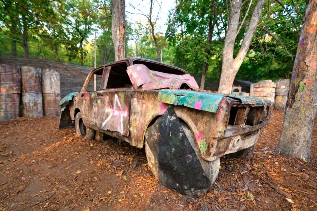 old rusty abandoned car paintball base